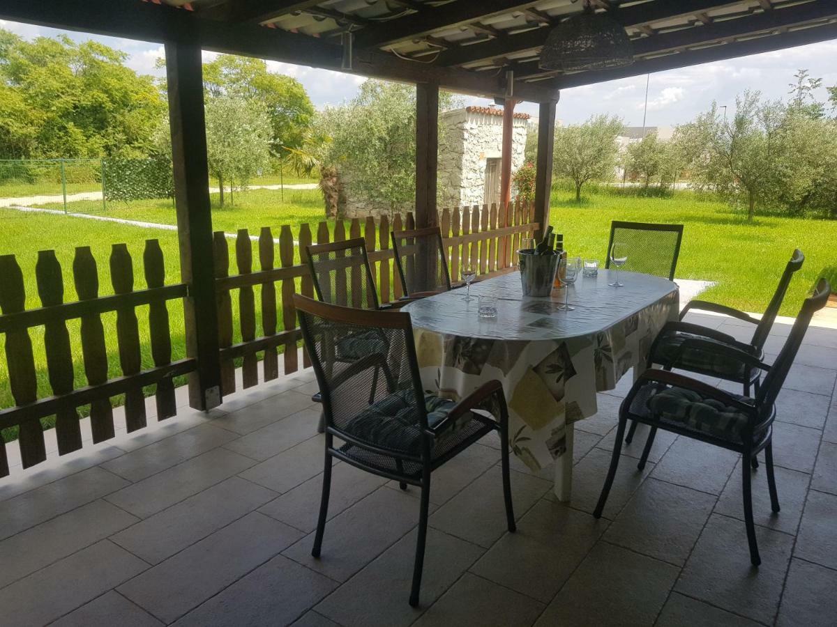 Olea Apartment *